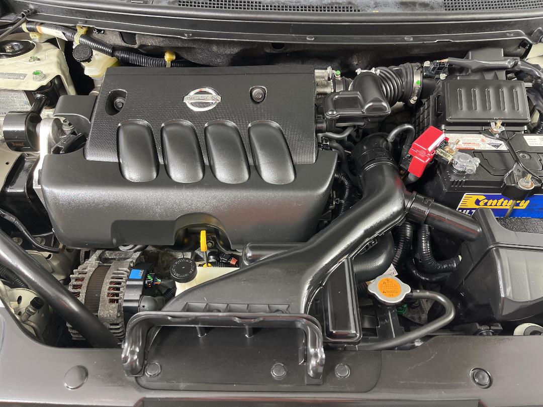 Photo '13' of Nissan Bluebird