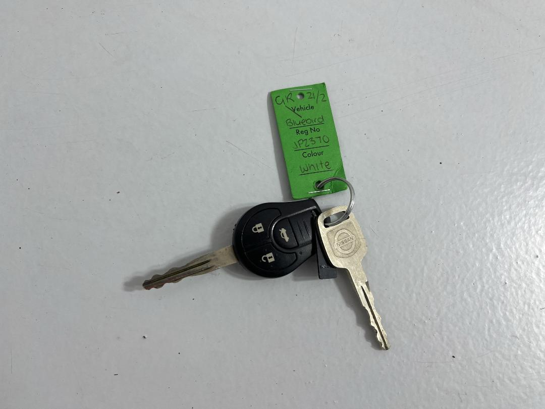 Photo '22' of Nissan Bluebird