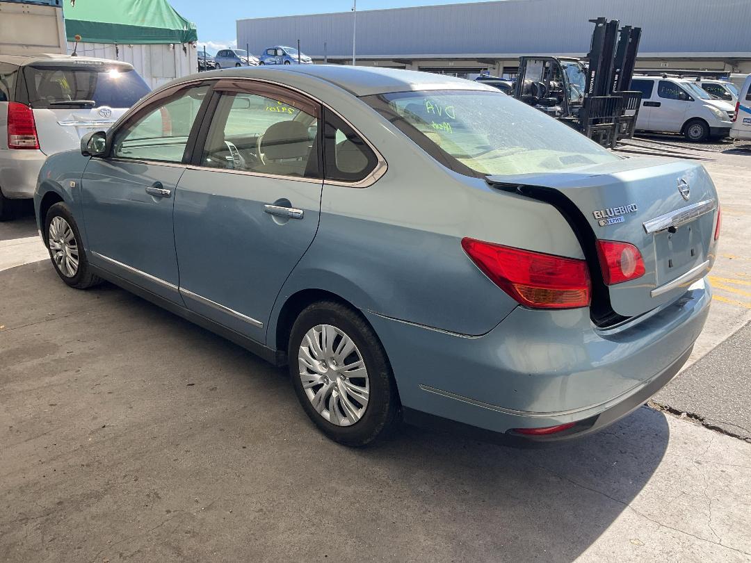 Photo '13' of Nissan Bluebird Sylphy