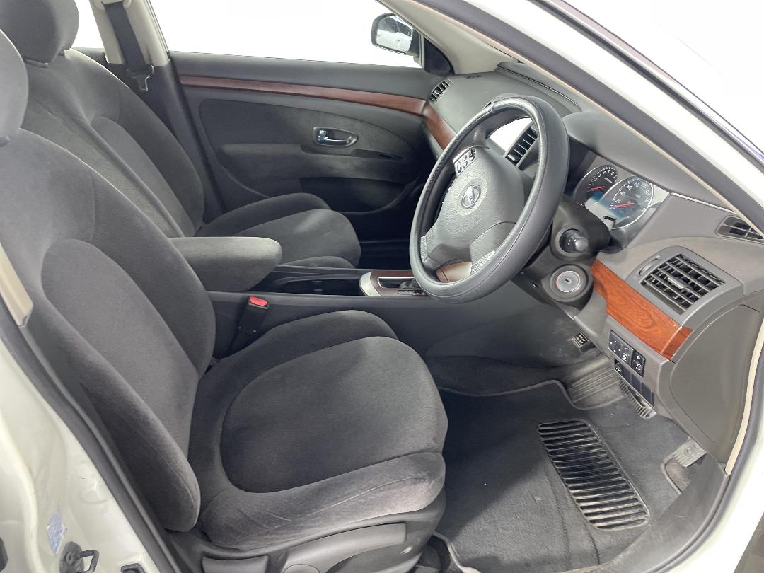 Photo '16' of Nissan Bluebird Photo '16' of Nissan Bluebird