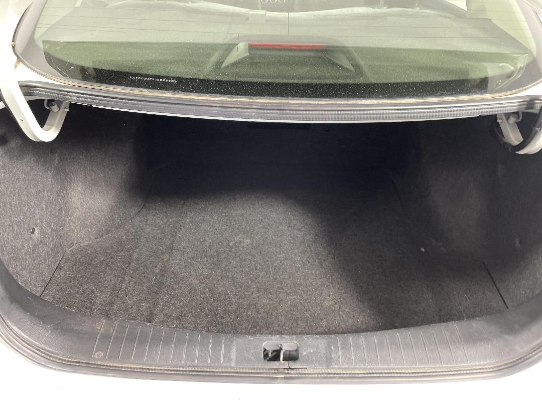 Photo '14' of Nissan Bluebird Photo '14' of Nissan Bluebird