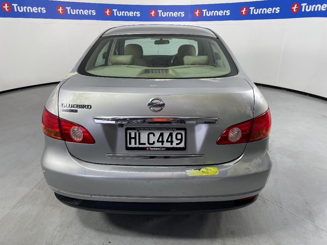 Photo '6' of Nissan Bluebird