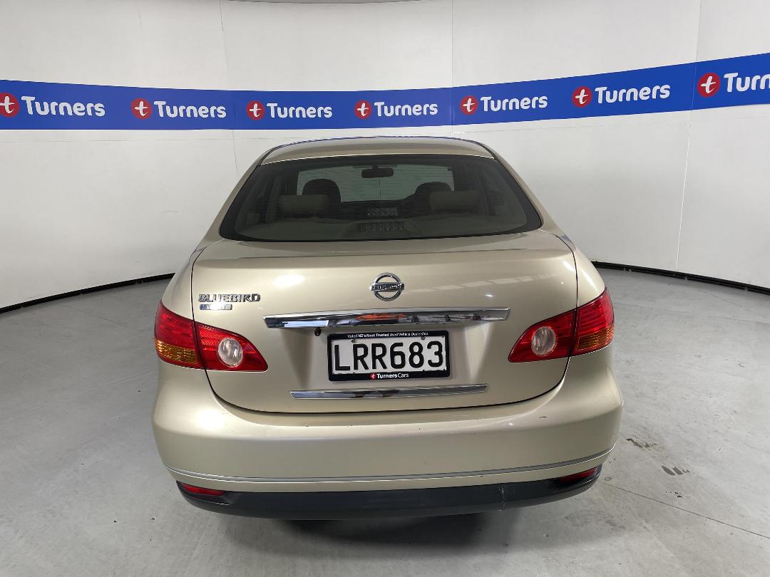 Photo '6' of Nissan Bluebird Photo '6' of Nissan Bluebird