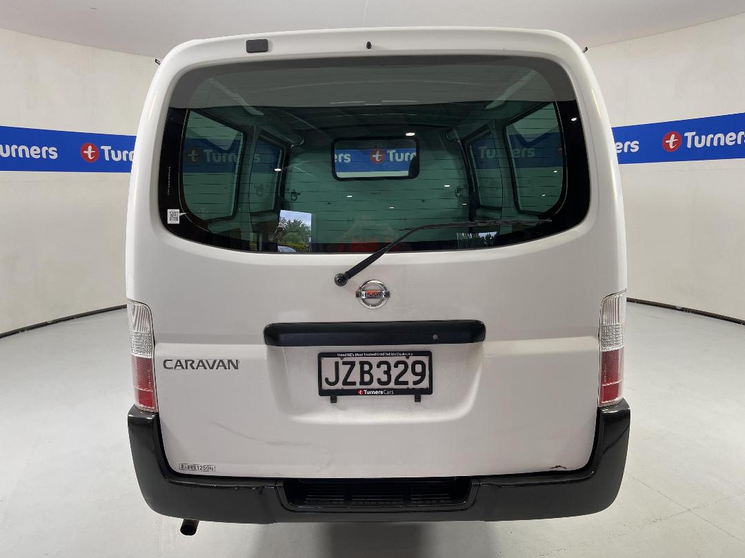 Photo '6' of Nissan Caravan