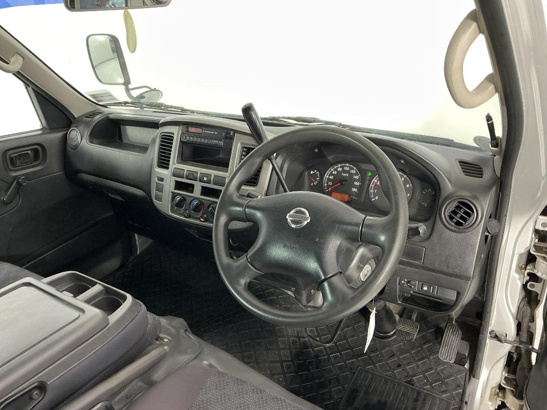 Photo '17' of Nissan Caravan Photo '17' of Nissan Caravan