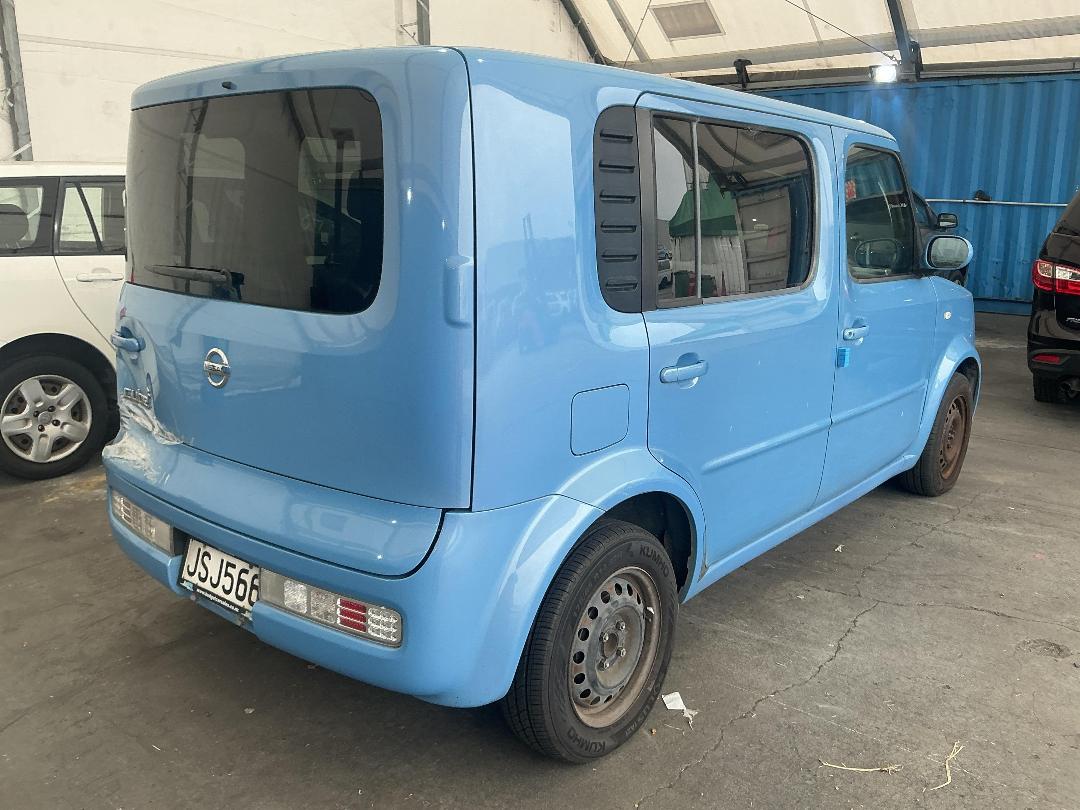 Photo '12' of Nissan Cube 3