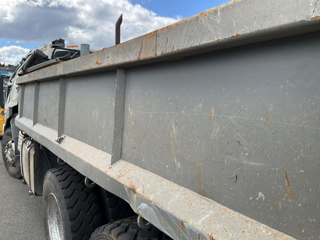 Photo '16' of Nissan Diesel CW385S Tipper