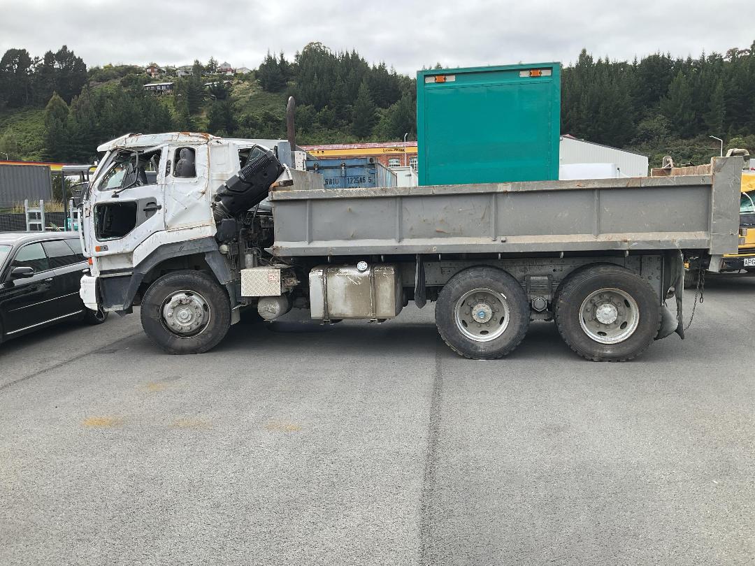 Photo '5' of Nissan Diesel CW385S Tipper