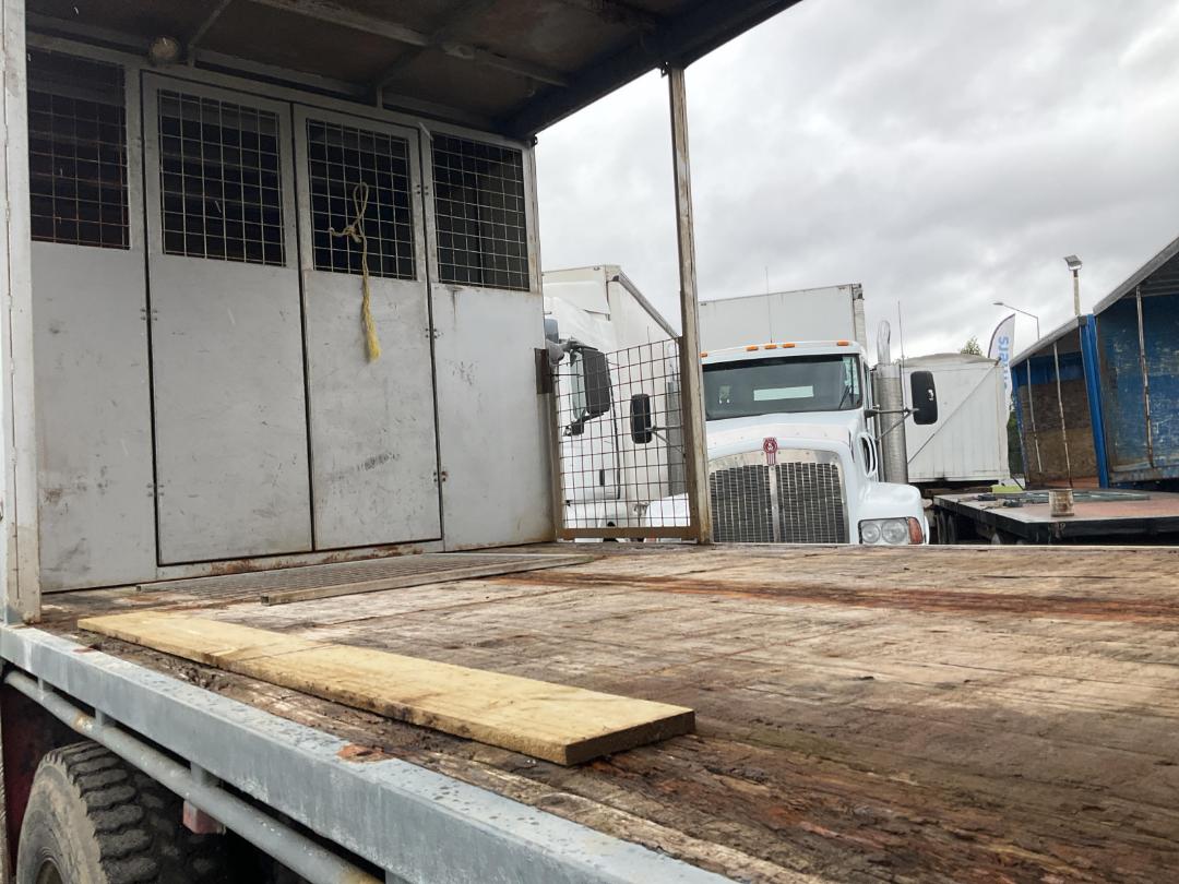 Photo '17' of NISSAN DIESEL CK330 Box Body