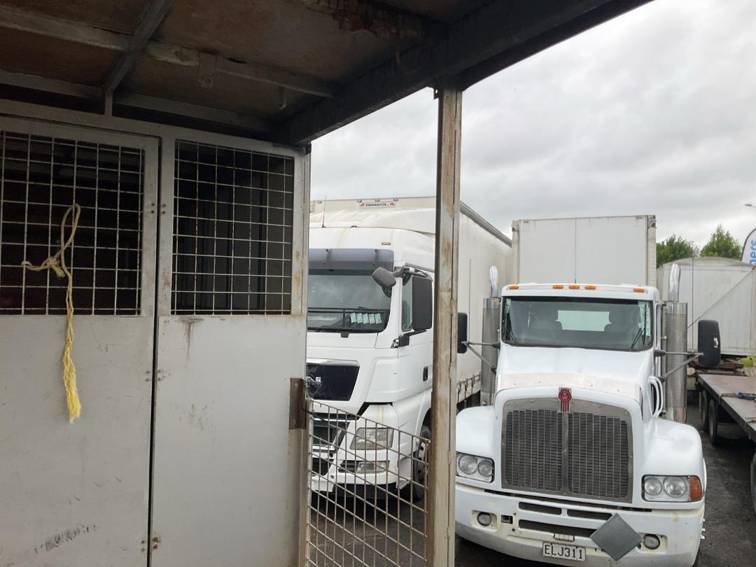 Photo '20' of NISSAN DIESEL CK330 Box Body