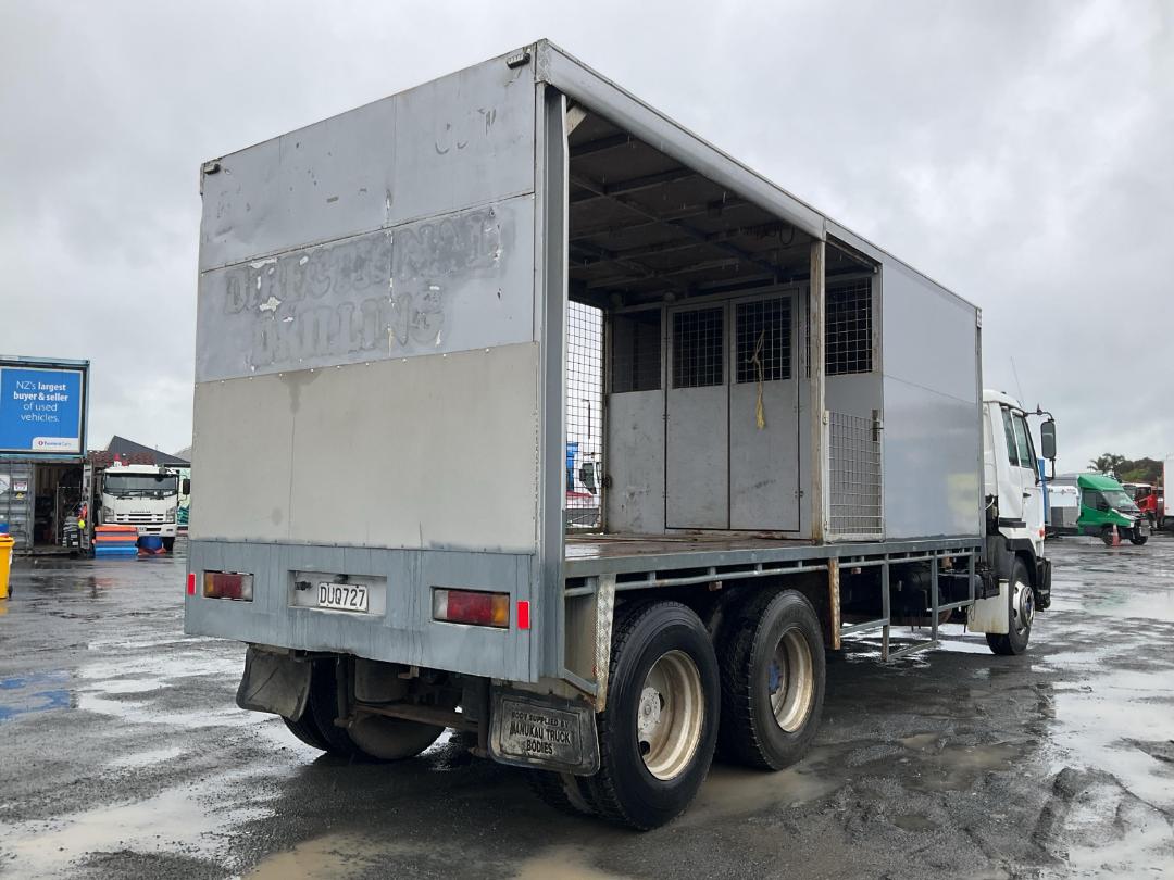 Photo '4' of NISSAN DIESEL CK330 Box Body