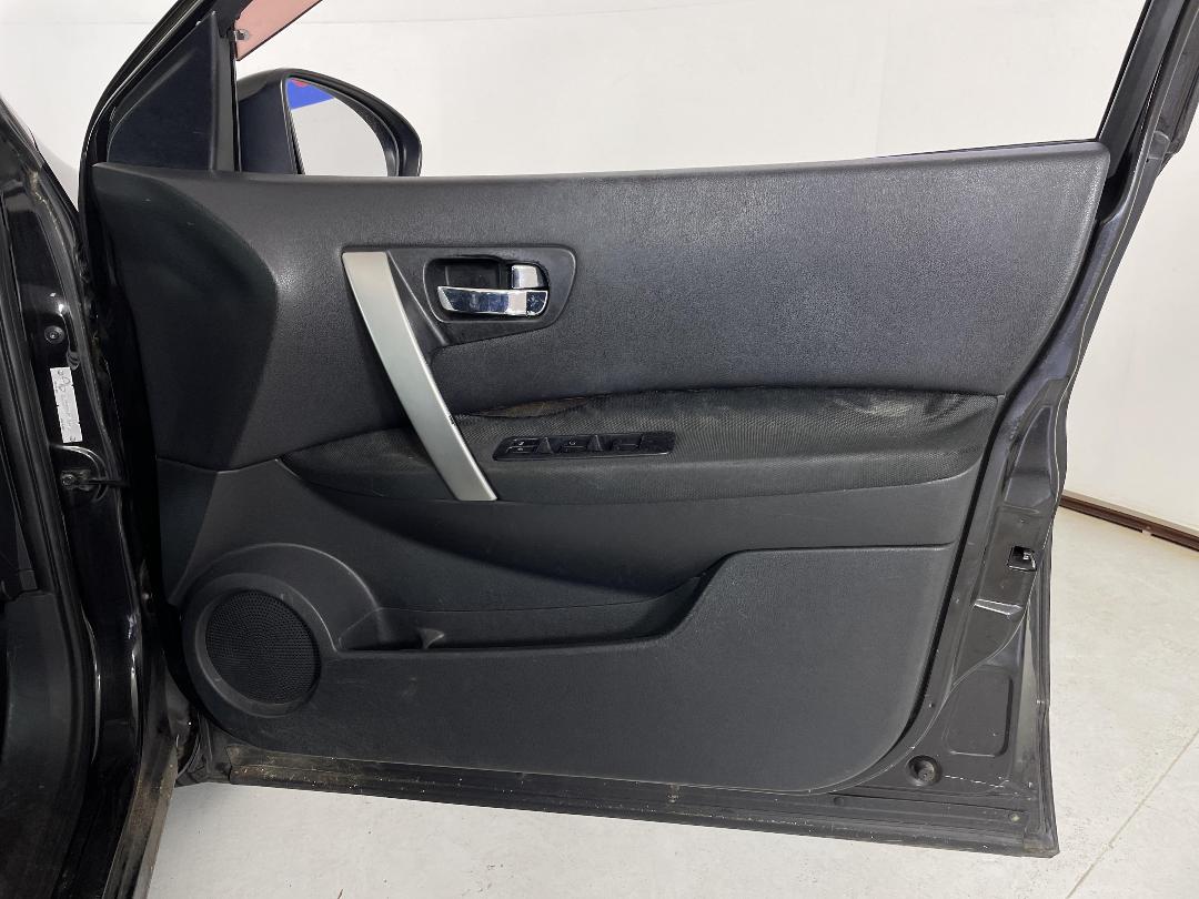 Photo '15' of Nissan Dualis Photo '15' of Nissan Dualis