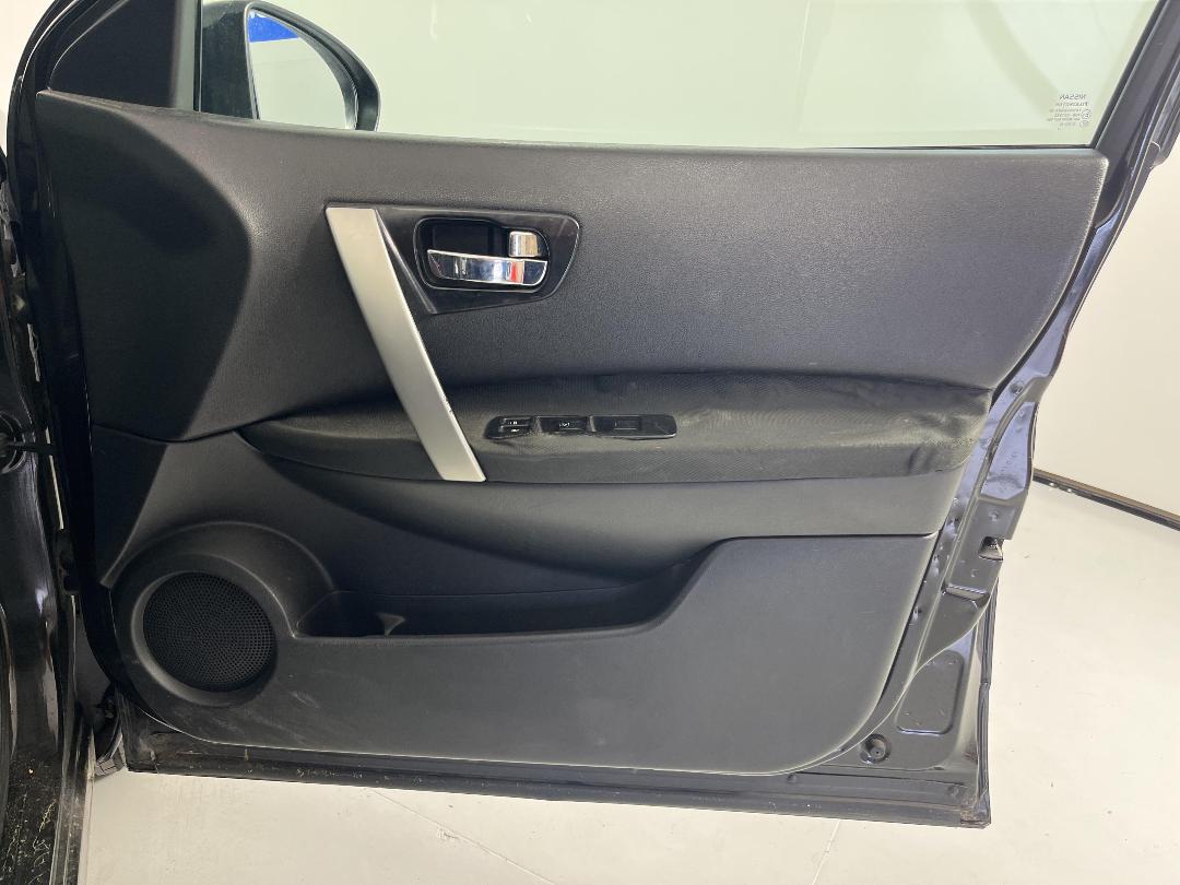 Photo '15' of Nissan Dualis Photo '15' of Nissan Dualis