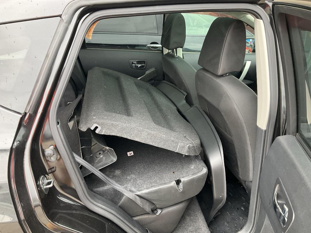 Photo '10' of Nissan Dualis