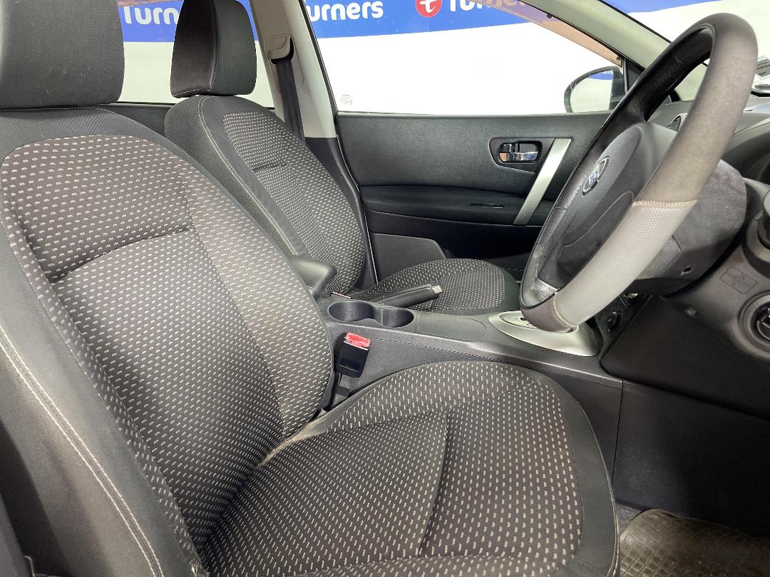 Photo '16' of Nissan Dualis