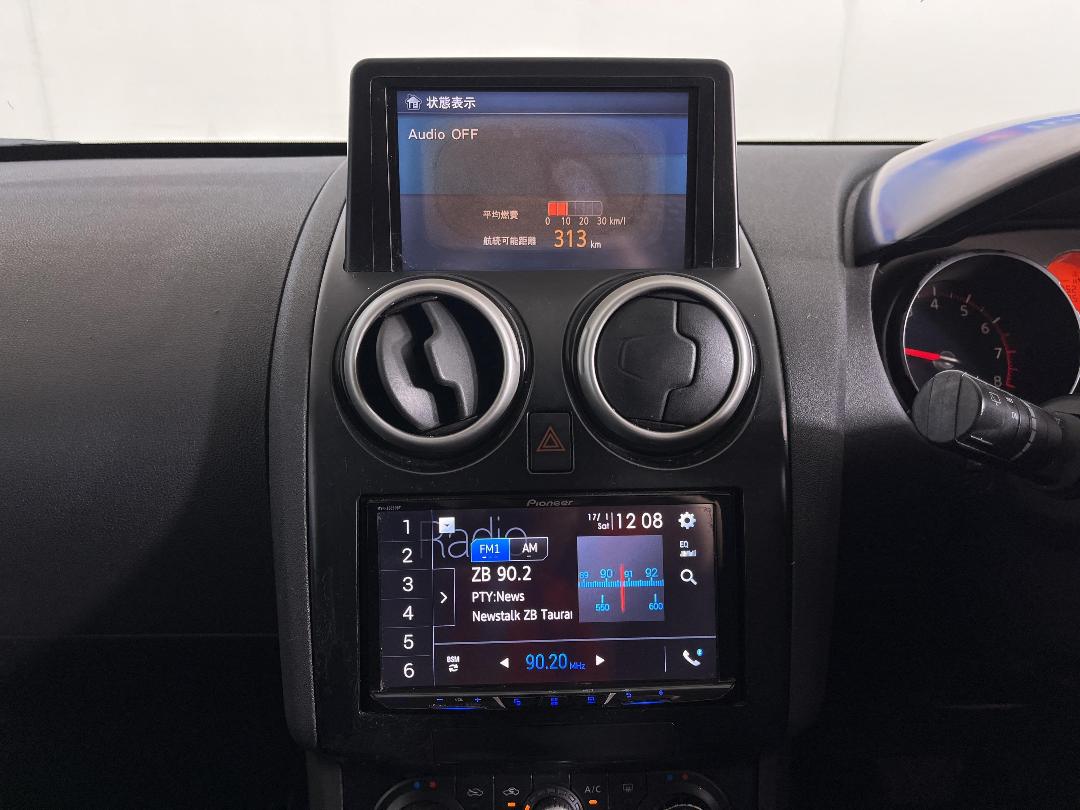 Photo '18' of Nissan Dualis Photo '18' of Nissan Dualis