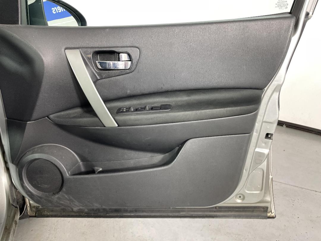 Photo '15' of Nissan Dualis