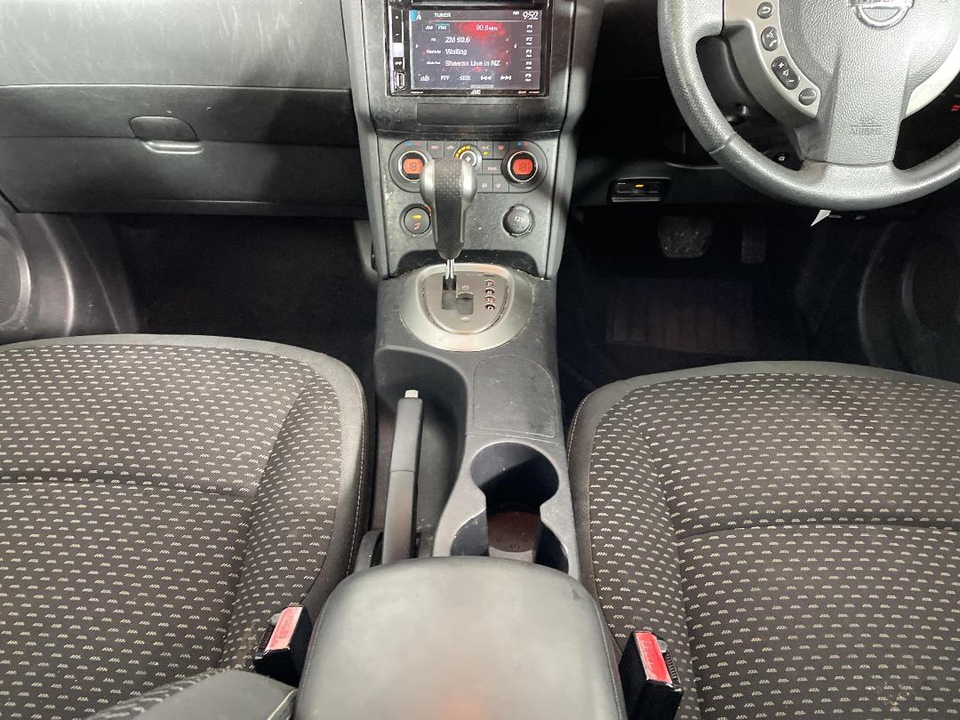 Photo '18' of Nissan Dualis