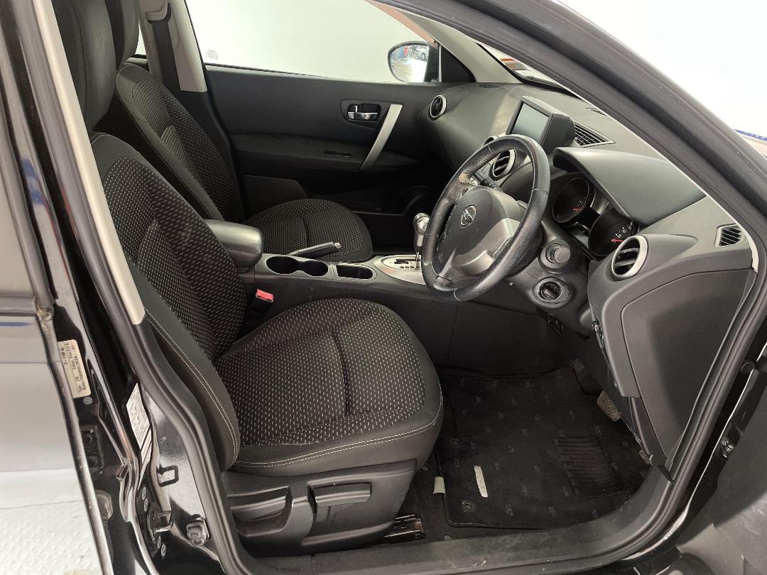 Photo '16' of Nissan Dualis