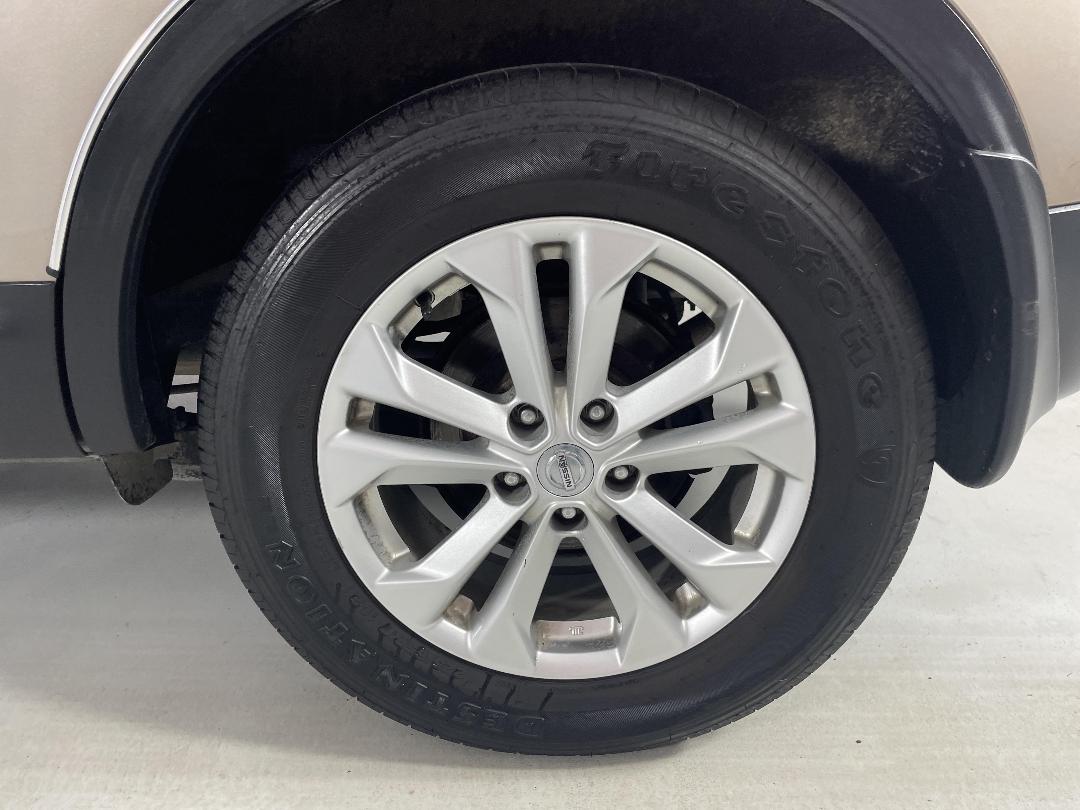 Photo '11' of Nissan Dualis