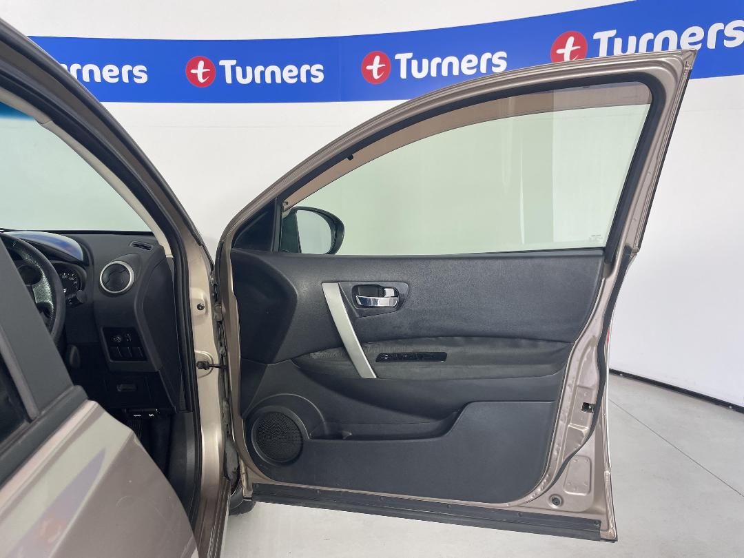 Photo '15' of Nissan Dualis