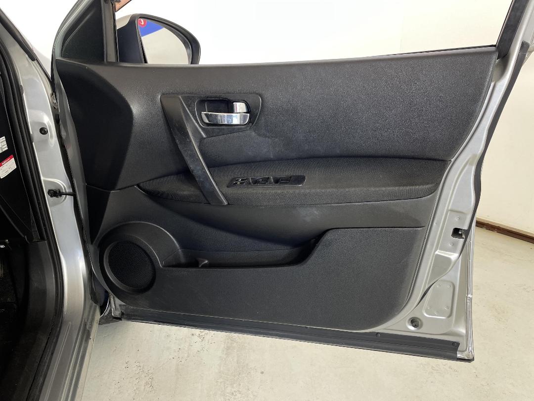 Photo '15' of Nissan Dualis Photo '15' of Nissan Dualis