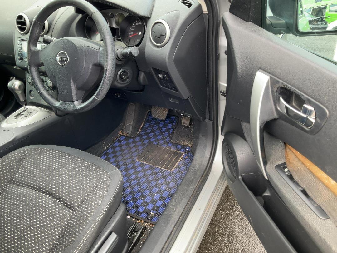 Photo '10' of Nissan Dualis