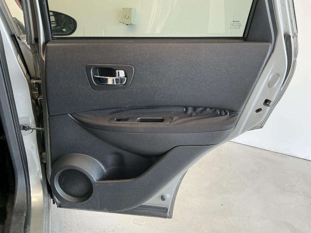 Photo '17' of Nissan Dualis