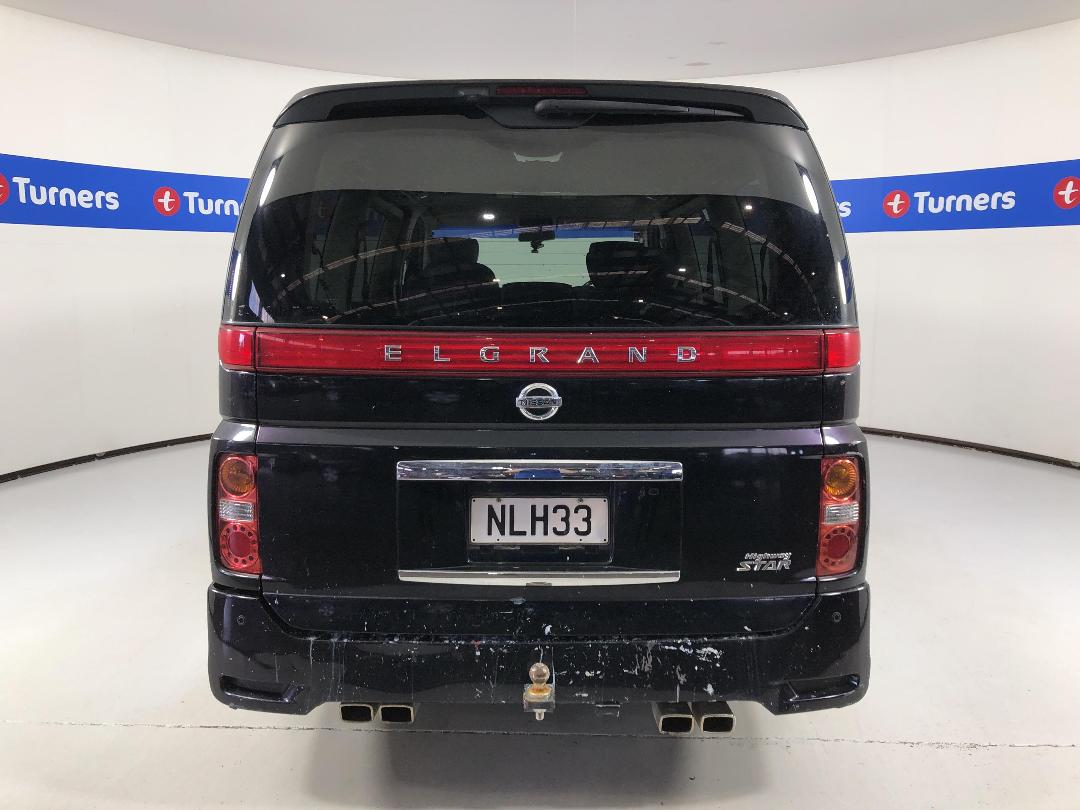 Photo '6' of Nissan Elgrand