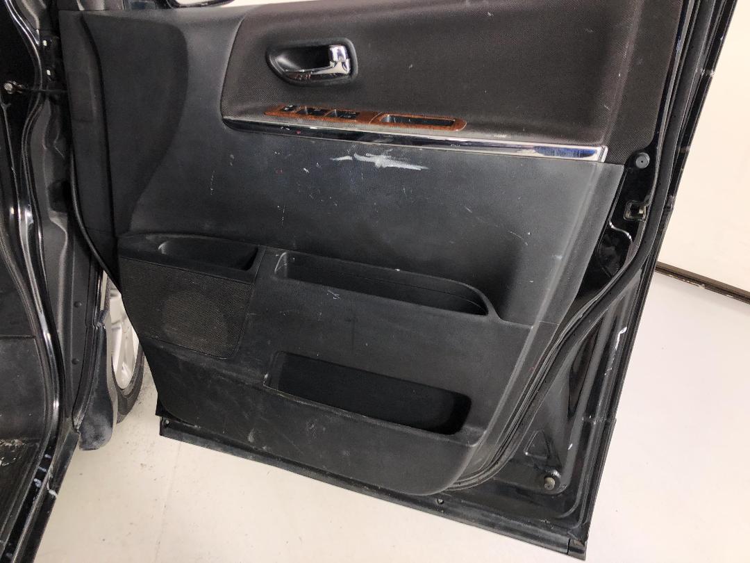 Photo '15' of Nissan Elgrand