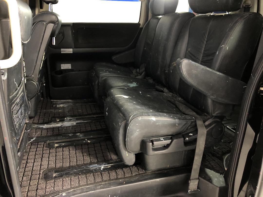 Photo '20' of Nissan Elgrand