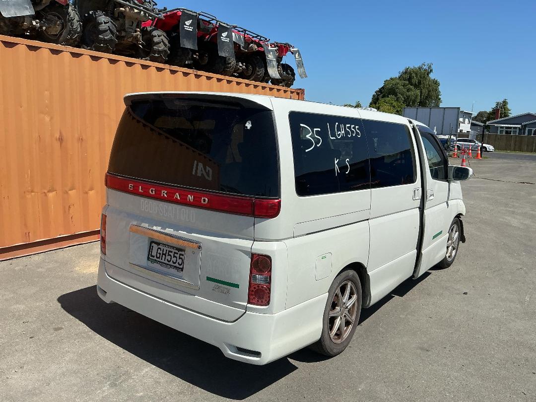 Photo '6' of Nissan Elgrand Photo '6' of Nissan Elgrand