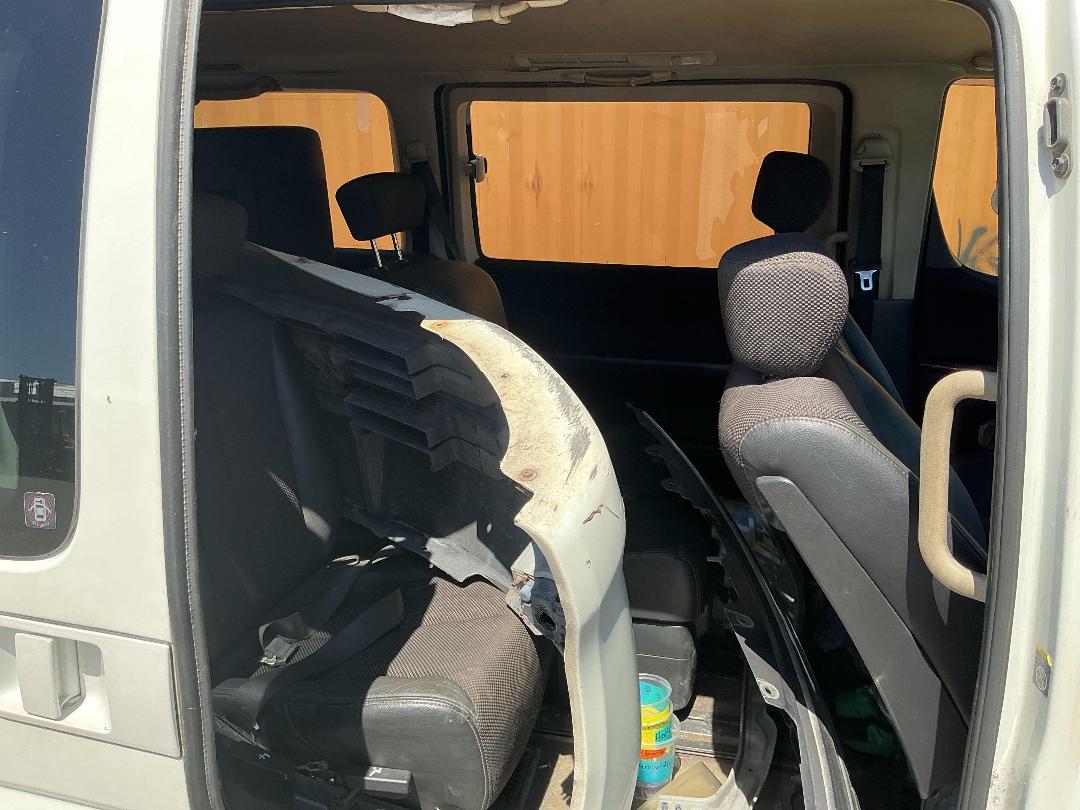 Photo '17' of Nissan Elgrand Photo '17' of Nissan Elgrand