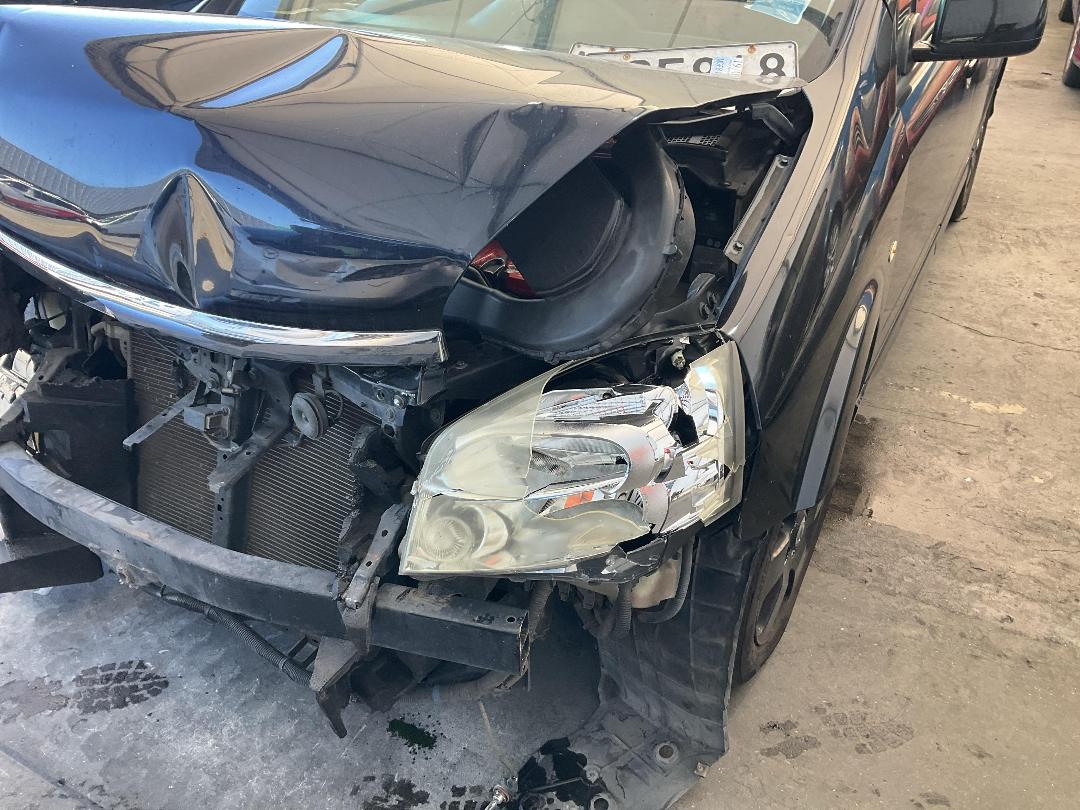 Photo '7' of Nissan Lafesta