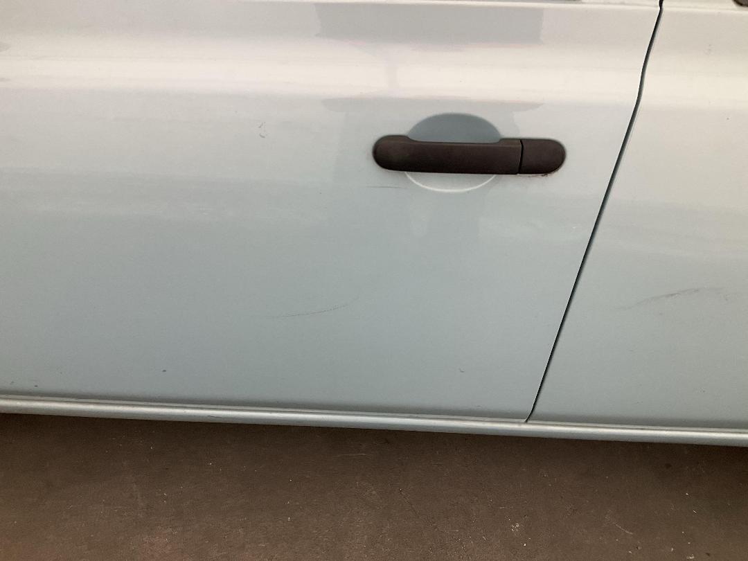 Photo '8' of Nissan March