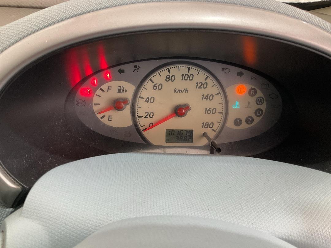 Photo '26' of Nissan March