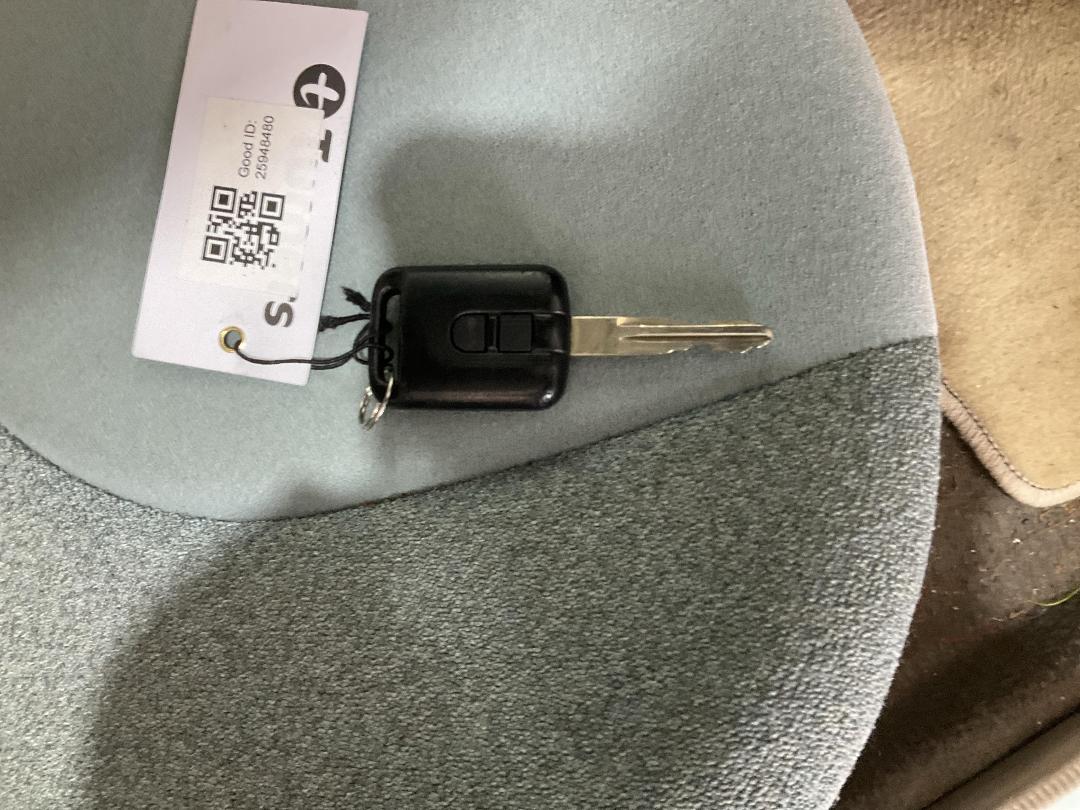 Photo '24' of Nissan March