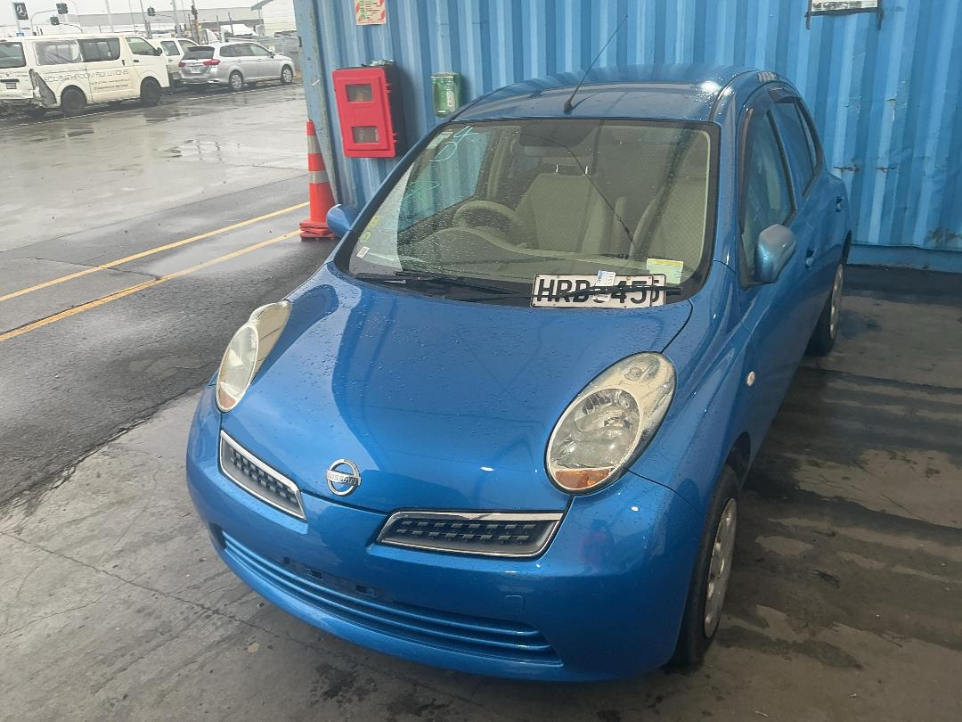 Photo '5' of Nissan March