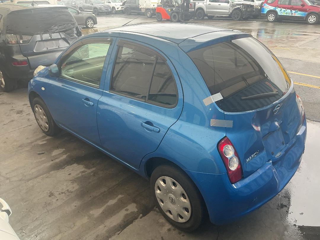 Photo '8' of Nissan March