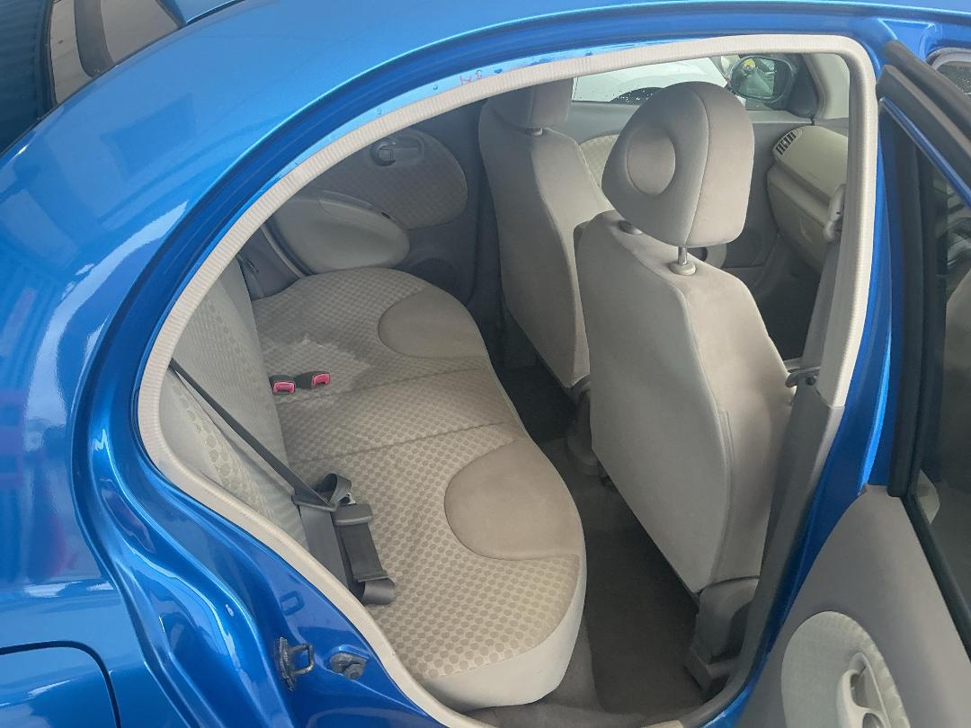 Photo '18' of Nissan March