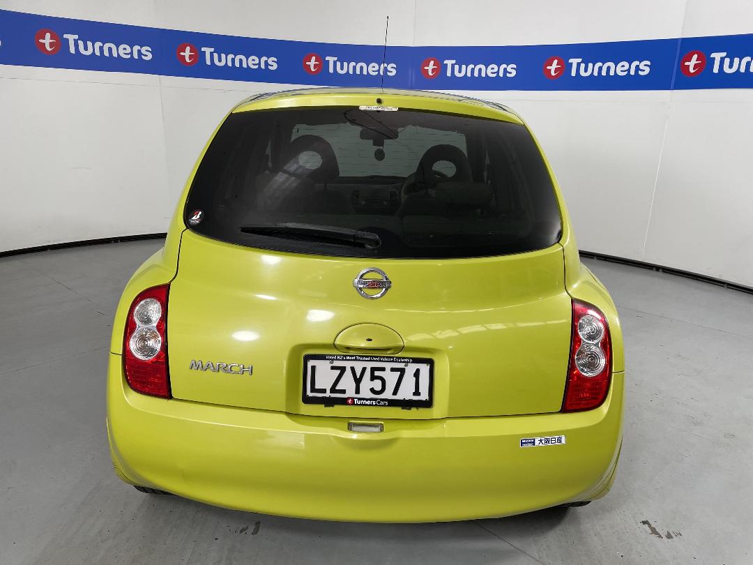 Photo '6' of Nissan March