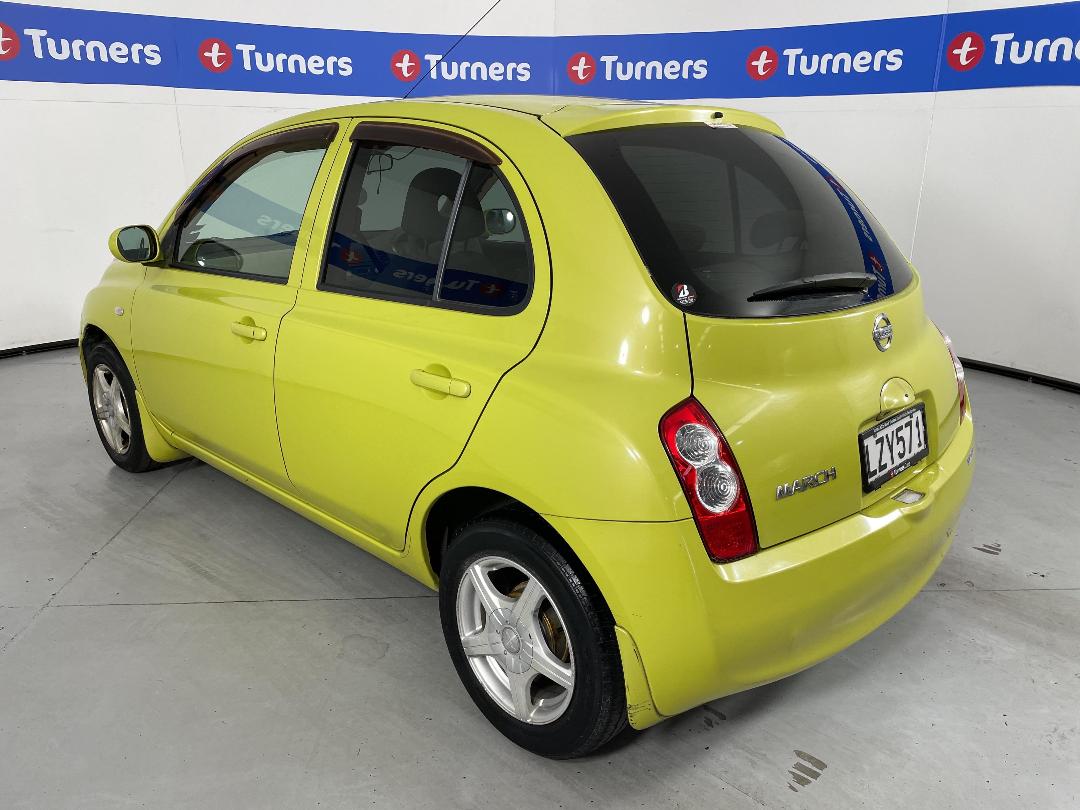 Photo '5' of Nissan March