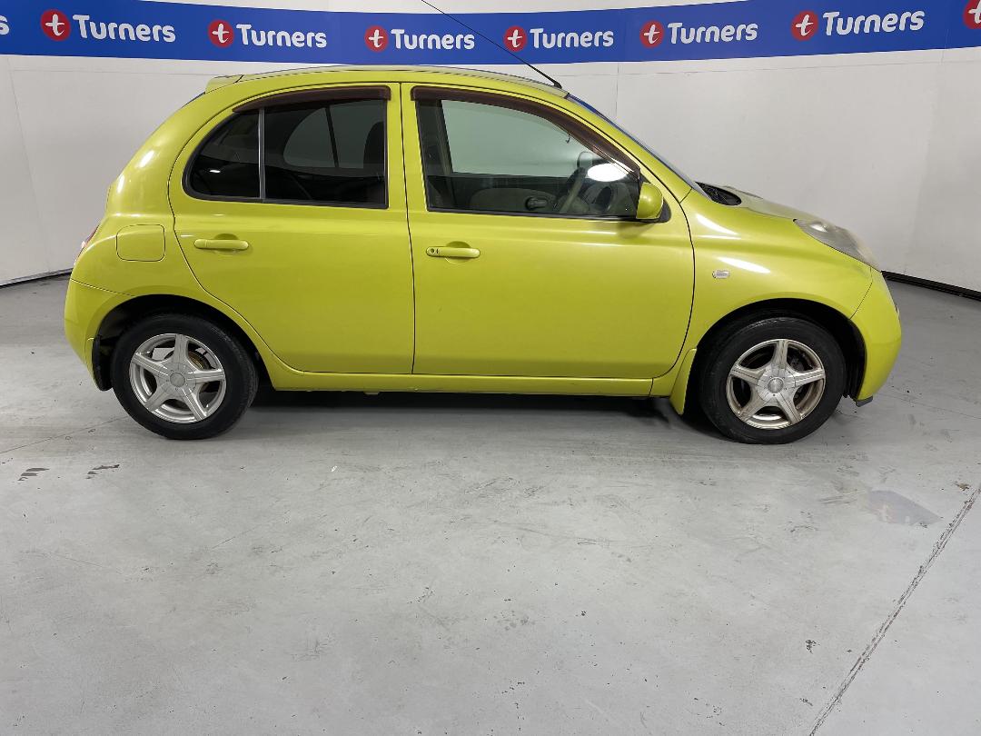 Photo '23' of Nissan March