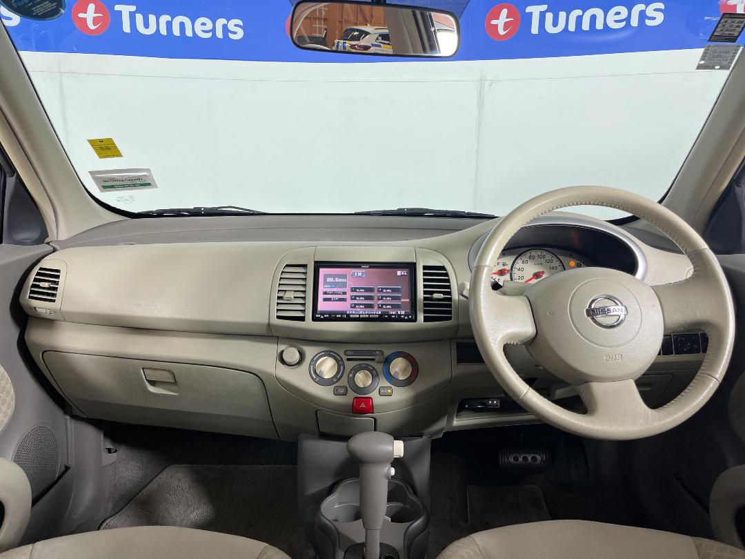 Photo '17' of Nissan March Photo '17' of Nissan March