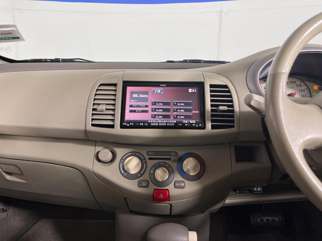 Photo '18' of Nissan March Photo '18' of Nissan March