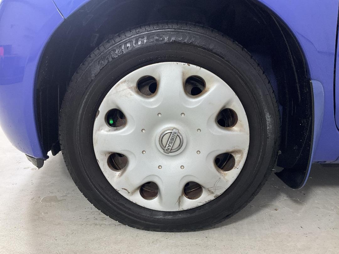 Photo '10' of Nissan March