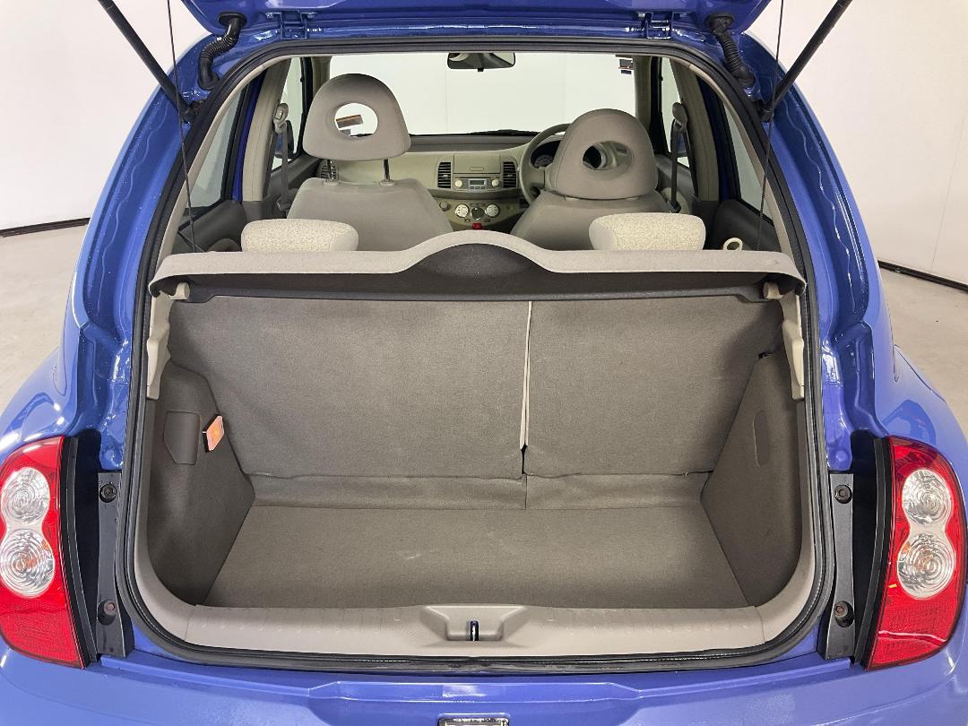 Photo '14' of Nissan March