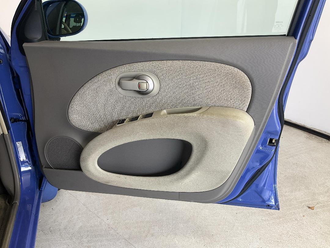 Photo '15' of Nissan March