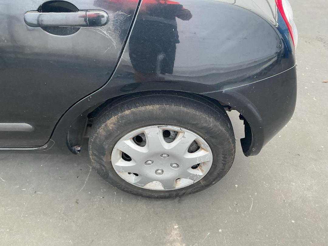 Photo '16' of Nissan March