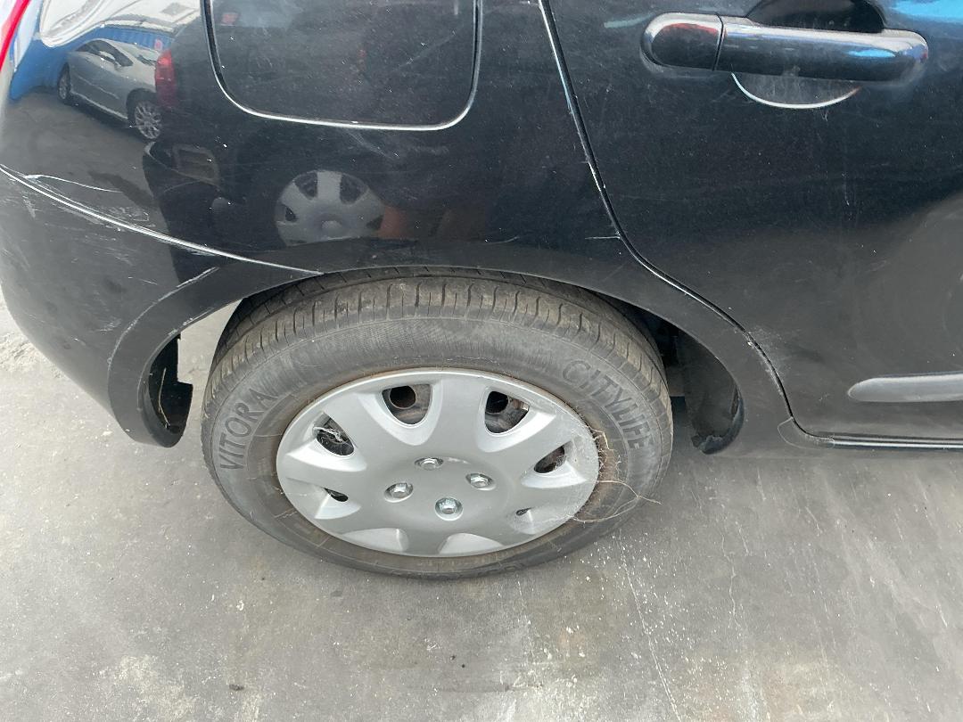 Photo '17' of Nissan March